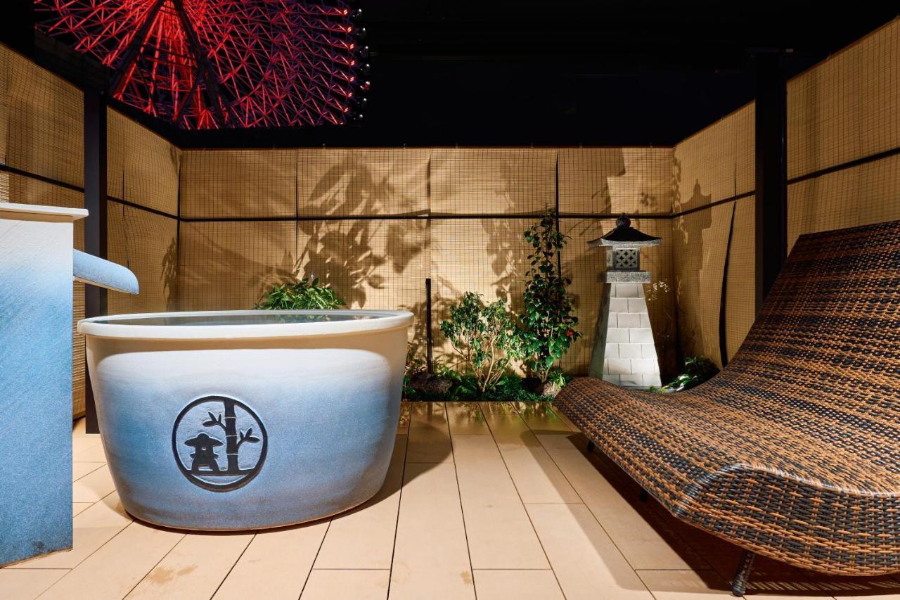 Konjakuso Osaka Tempozan "Ikesu" Projection M Apping Spa Konjakuso Osaka Tempozan "Takadoro" Wheel View Exterior photo